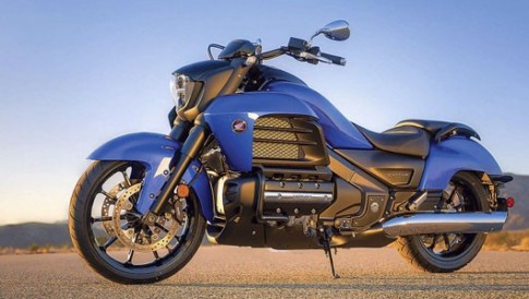 Honda Gold Wing F6C - Môtô đường trường phong cách mới