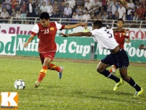 U19 VN-U19 Tottenham: Cơn mưa bàn thắng