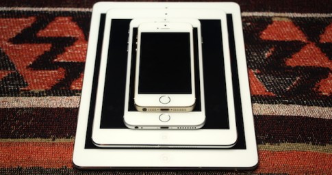 Apple iPad và iPhone là sự lựa chọn hàng đầu cho quà giáng sinh