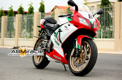 Aprillia RS125 - ông vua đường đua phân khúc 125cc