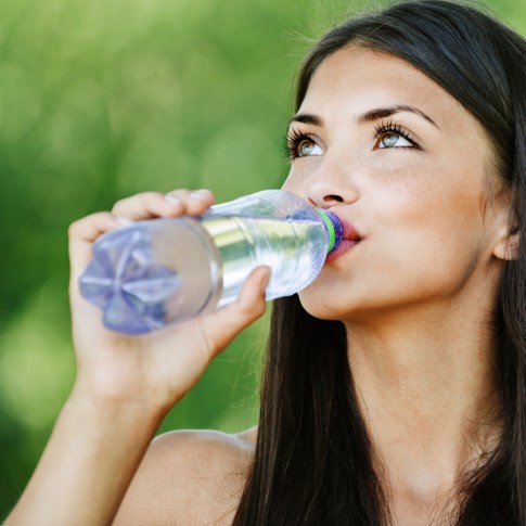 Giảm cân nhanh bằng cách uống nước ấm