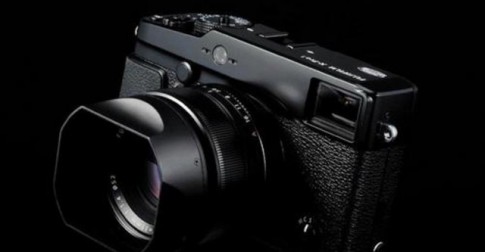 Máy Ảnh Fujifilm X-Pro2 Dời Ngày Ra Mắt