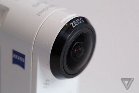 [CES 2015] Cận cảnh Action Cam 4K nhỏ gọn của Sony