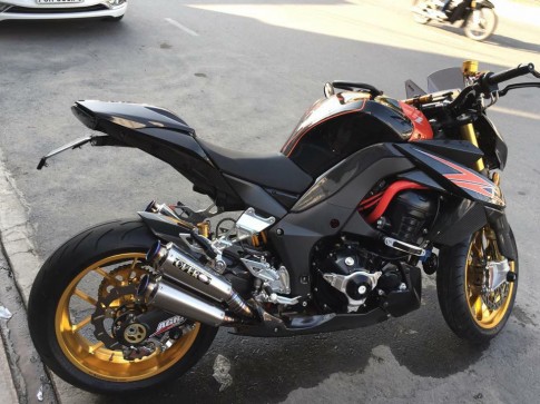 Kawasaki Z1000 bản độ full option