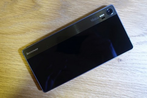 Lenovo Vibe Shot có giá 380 USD tại Mỹ