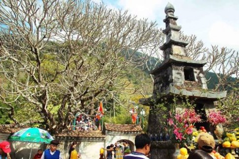 5 điểm du lịch tâm linh nổi tiếng Quảng Ninh