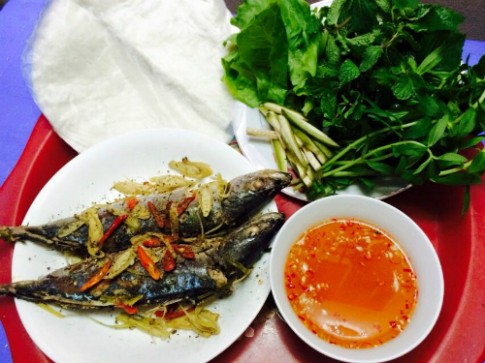 Cá nục hấp - món ngon biển Đà Nẵng