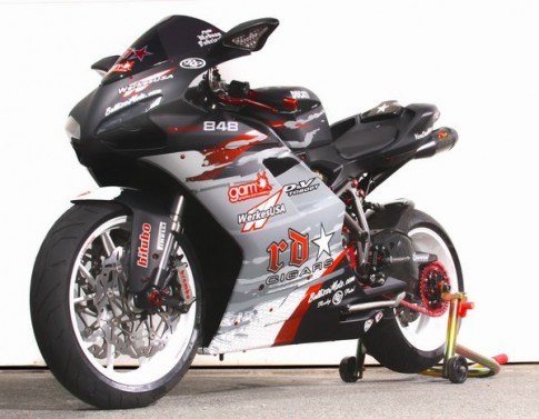 Ducati 848 Evo mạnh mẽ trong bộ áo mới