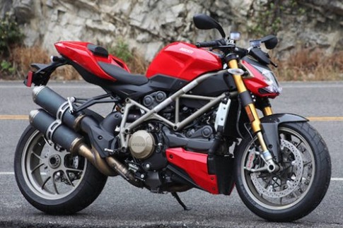 Phải chăng Ducati sắp ra mắt Streetfighter 1299 ?