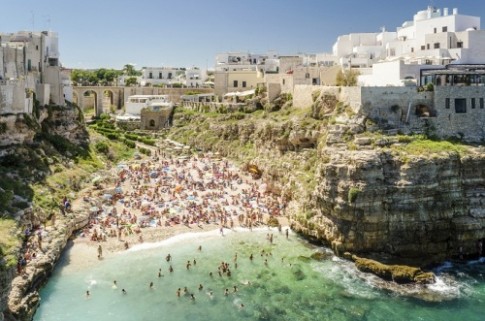 10 bãi biển hút khách nhất thế giới