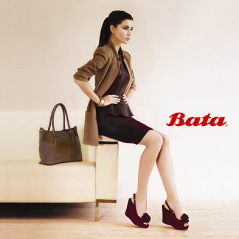 Bata ra mắt bộ sưu tập thu 2012