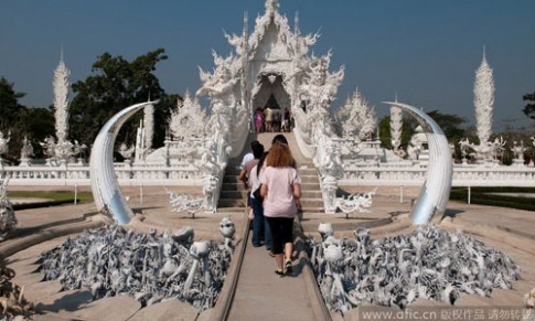Đền Trắng ở Thái Lan cấm khách Trung Quốc