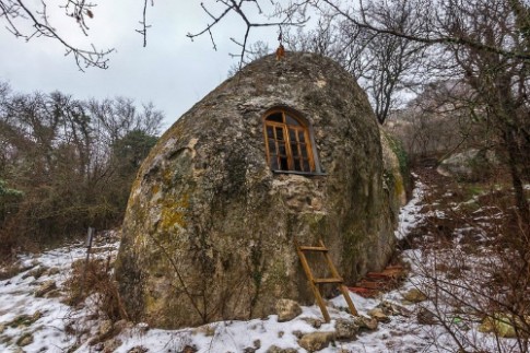 Eski Kermen - thị trấn hang động kỳ lạ trên bán đảo Crimea
