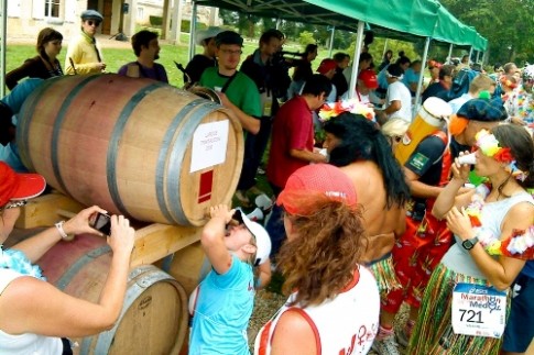 Marathon du Medoc - cuộc đua kỳ thú của người Pháp