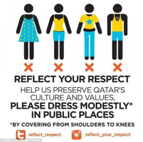 Qatar cấm du khách nữ mặc quần legging
