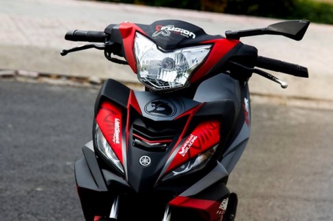 Yamaha Exciter 135 Chế mũ thể thao của biker Sài Gòn