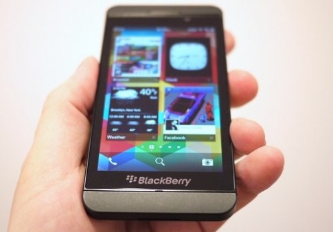 Ảnh thực tế BlackBerry Z10