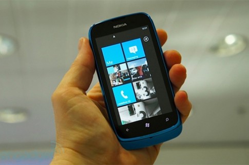 Ảnh thực tế Nokia Lumia 610