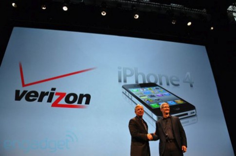 Apple chính thức ra mắt Verizon iPhone 4