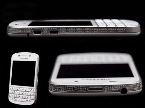 BlackBerry Q10 nạm kim cương giá gần 650 triệu đồng