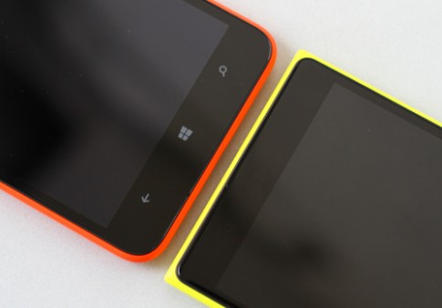 Bộ đôi phablet 6 inch Nokia Lumia so dáng (2)