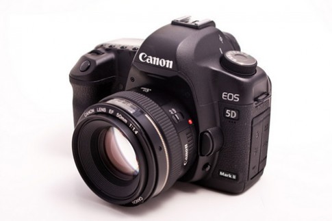 Canon 5D Mark II nâng cấp firmware 2.0.9