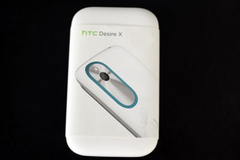 Đập hộp HTC Desire X chính hãng tại TP HCM