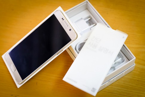 Galaxy Note 5, S6 edge xách tay giảm giá