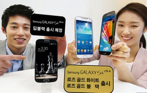 Galaxy S4 được làm mới với mặt lưng vân da