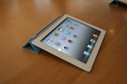iPad 2 gặp lỗi mở khoá bằng Smart Cover