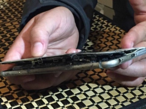 iPhone 6 Plus bốc cháy trong túi quần