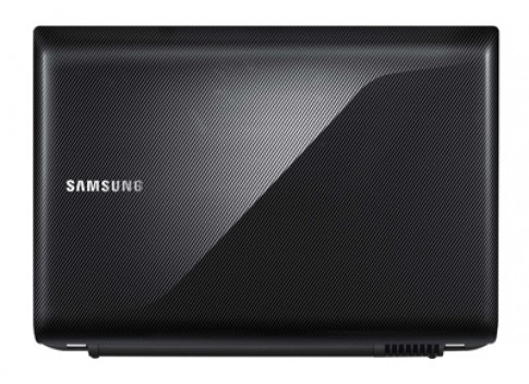 Laptop siêu mỏng của Samsung giá từ 14 triệu đồng
