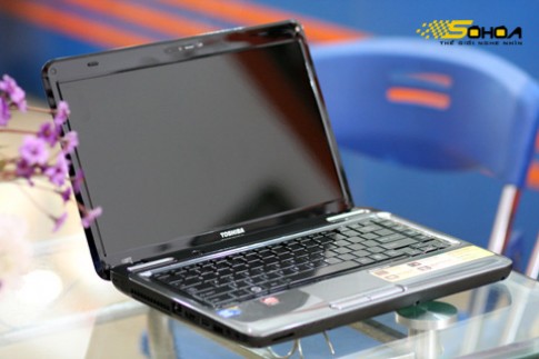 Laptop Toshiba dòng L bắt đầu bán