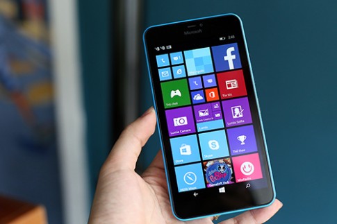 Lumia 640 XL - phablet rẻ nhưng tốt
