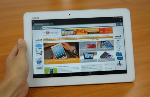 Mở hộp tablet biến hình có 3G giá 7 triệu đồng của Asus