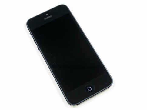 ‘Mổ xẻ’ phần cứng của iPhone 5