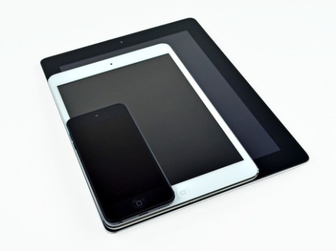 ‘Phẫu thuật’ máy tính bảng iPad Mini