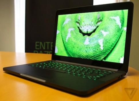 Razer Blade – laptop màn hình 14 inch nét nhất thế giới