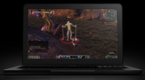 Razer ra laptop chơi game cạnh tranh Alienware