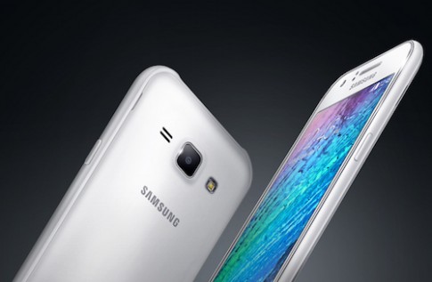 Samsung ra smartphone lõi tứ giá rẻ Galaxy J1