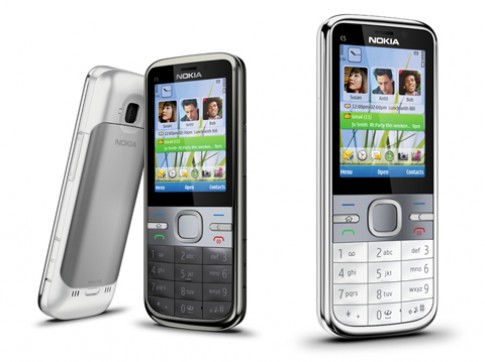 Smartphone giá rẻ Nokia C5 đến Việt Nam