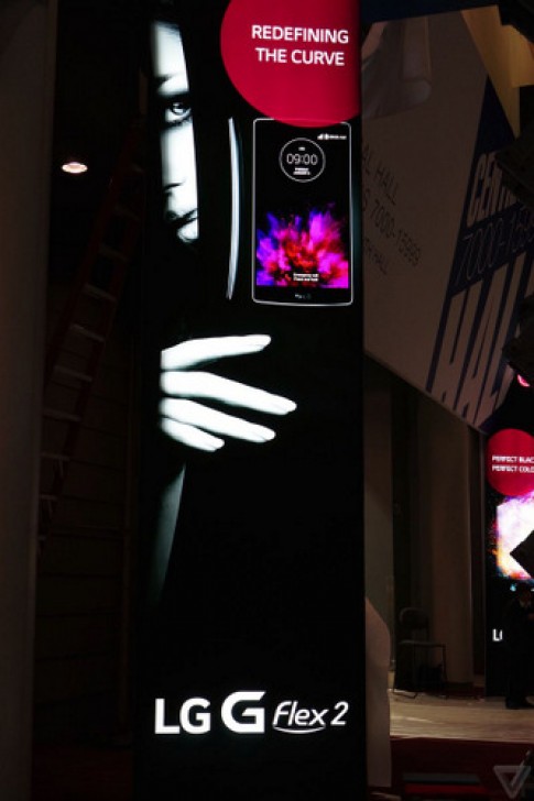 Smartphone màn hình cong của LG sẽ ra mắt tại CES 2015