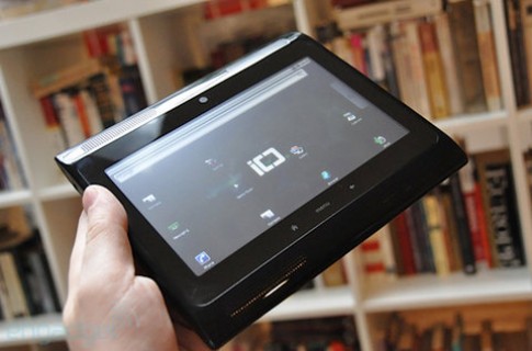Tablet giá rẻ chạy Android