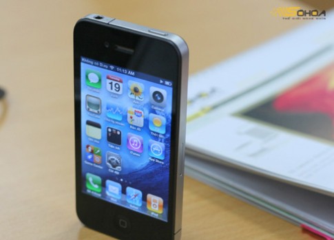 Thị trường iPhone 4 VN đang bị làm giá