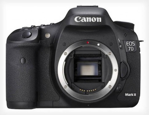 Canon 7D Mark II trễ hẹn do khó khăn sản xuất cảm biến