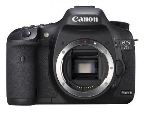Canon thử nghiệm 7D Mark II cảm biến 20 và 24 megapixel