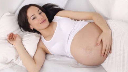 Giúp bà bầu ngủ ngon trong 9 tháng thai kỳ