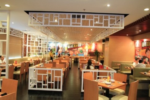 Không gian ẩm thực tại Xinwang Hong Kong Café