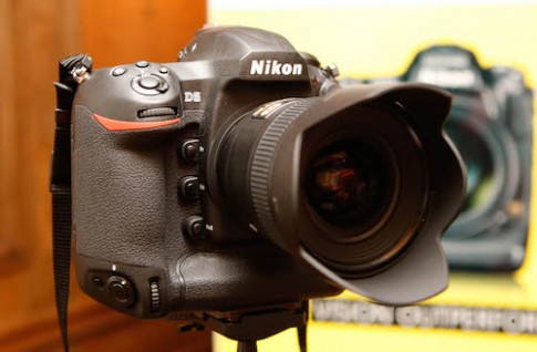 Nikon D5 về Việt Nam giá 125 triệu đồng