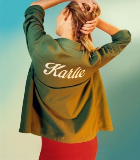 Siêu mẫu Karlie Kloss giới thiệu xu hướng thời trang xuân hè 2016